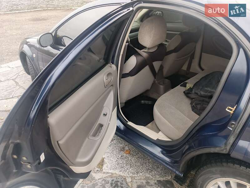 Седан Chrysler Sebring 2005 в Фастове