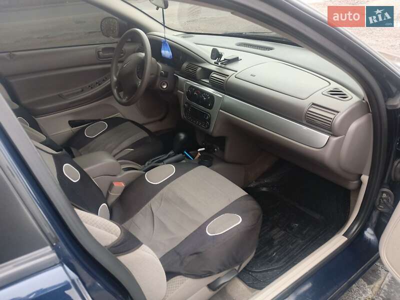 Седан Chrysler Sebring 2005 в Фастове