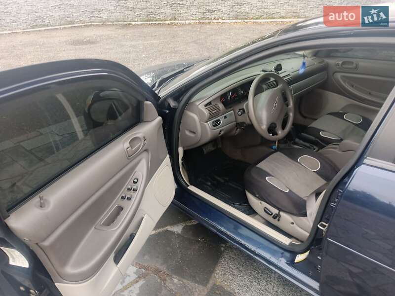 Седан Chrysler Sebring 2005 в Фастове