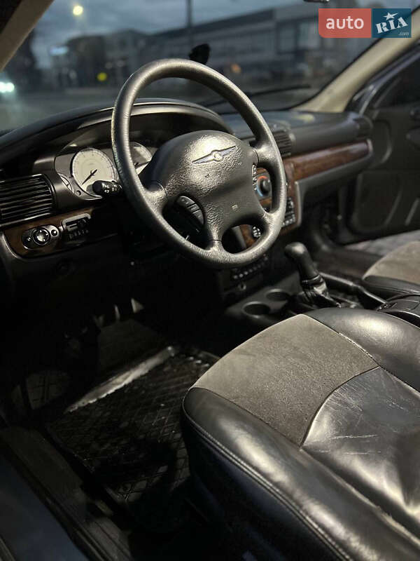 Седан Chrysler Sebring 2006 в Тернополе