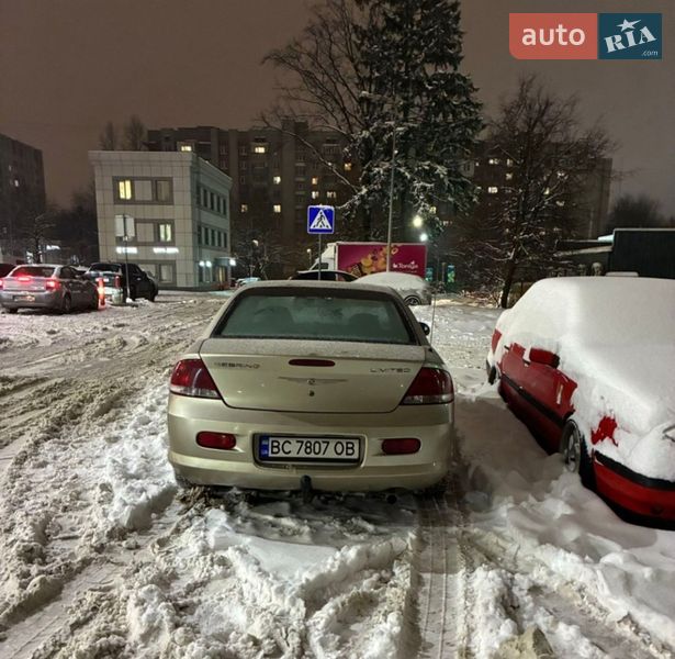 Седан Chrysler Sebring 2006 в Києві