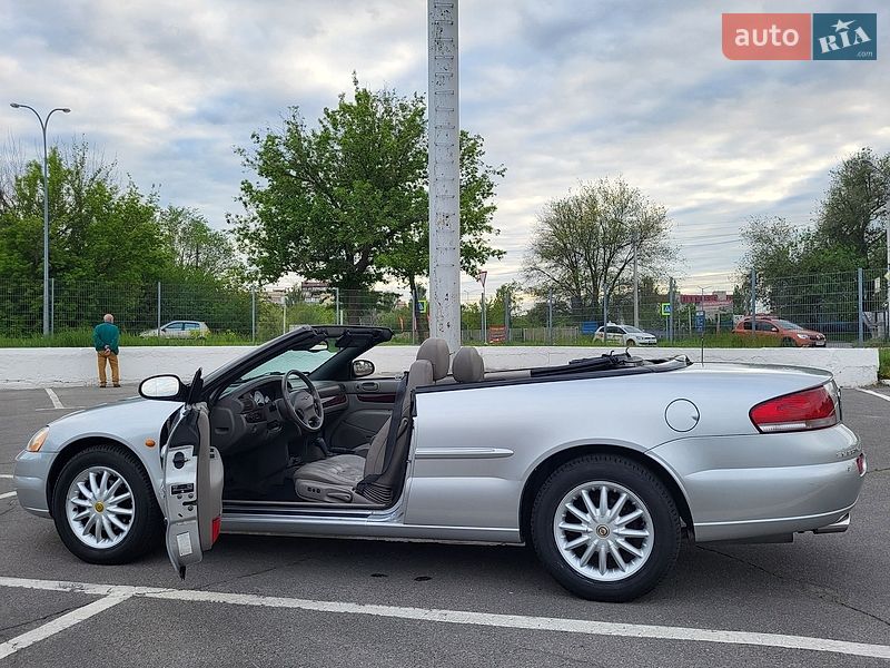 Chrysler Sebring 2001