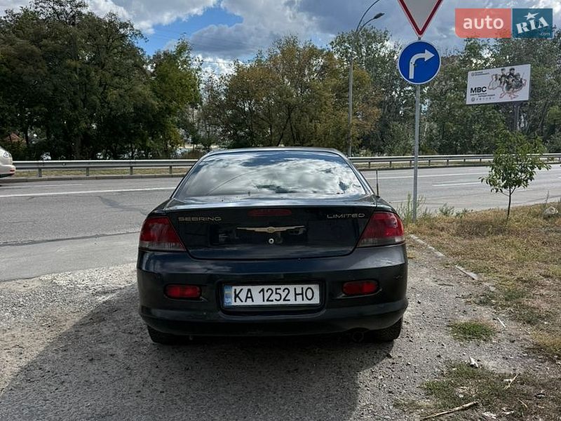 Седан Chrysler Sebring 2006 в Киеве