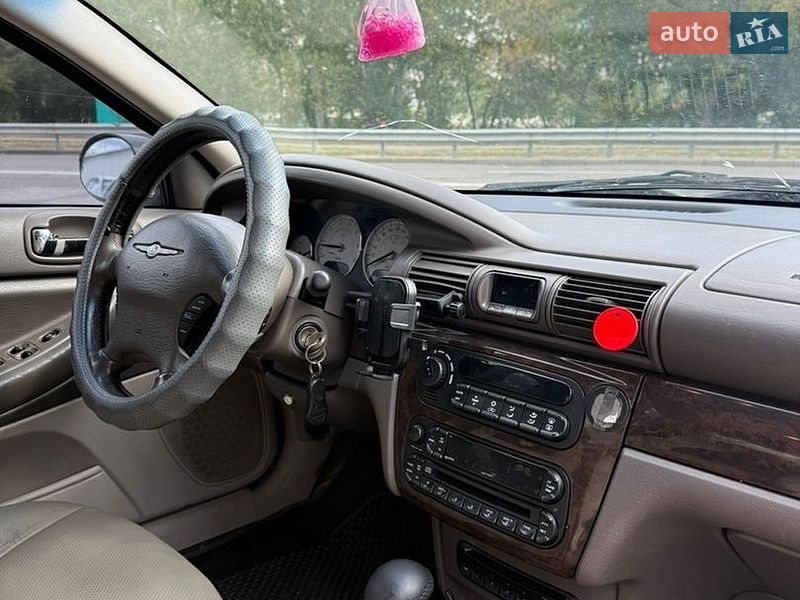 Седан Chrysler Sebring 2006 в Киеве