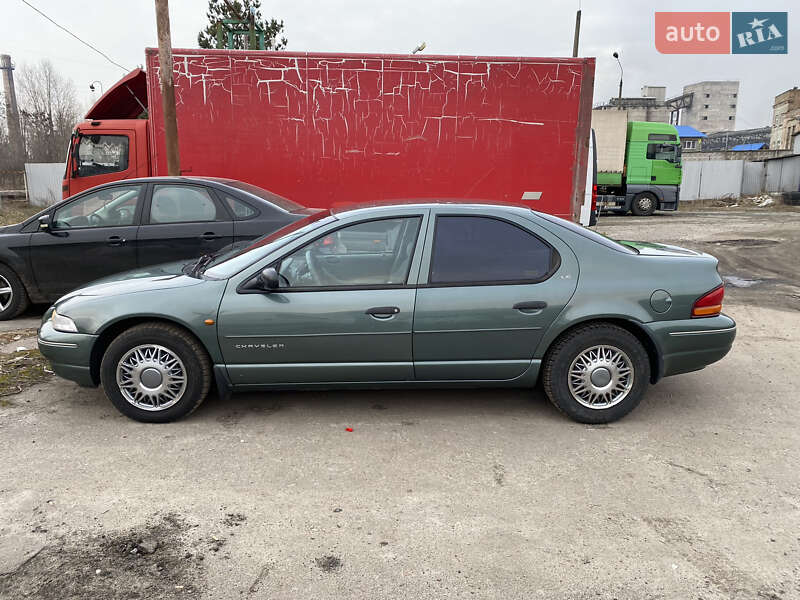 Седан Chrysler Stratus 1997 в Киеве фото 8 Седан Chrysler Stratus 1997 в Киеве