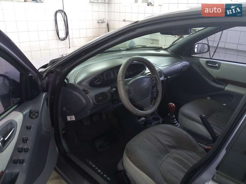 Седан Chrysler Stratus 1995 в Дніпрі фото 4 Седан Chrysler Stratus 1995 в Дніпрі