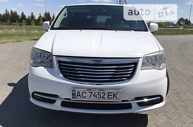 Минивэн Chrysler Town & Country 2014 в Любомле