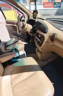 Минивэн Chrysler Town & Country 1997 в Шацке
