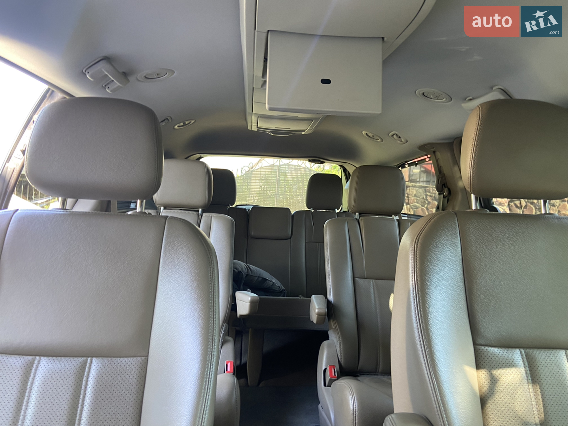 2014 Chrysler Town & Country - мініатюра 26
