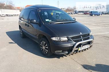 Минивэн Chrysler Voyager 2000 в Ужгороде