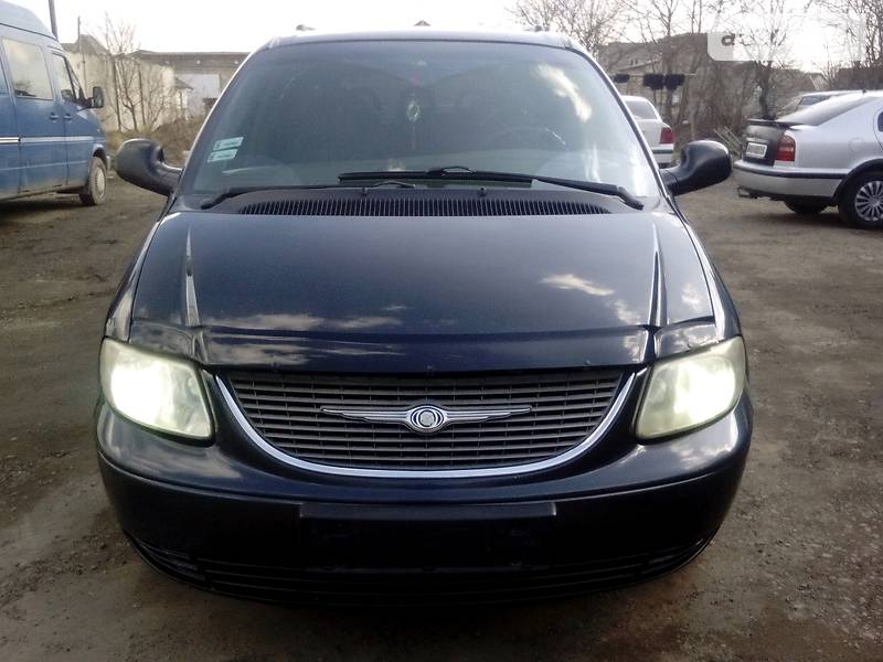 Минивэн Chrysler Voyager 2002 в Галиче