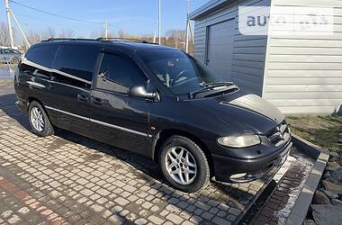 Мінівен Chrysler Voyager 2000 в 