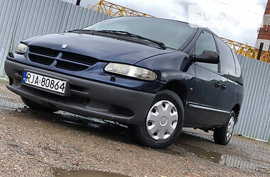 Универсал Chrysler Voyager 2001 в Дрогобыче