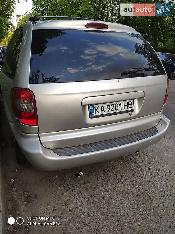 Минивэн Chrysler Voyager 2007 в Киеве