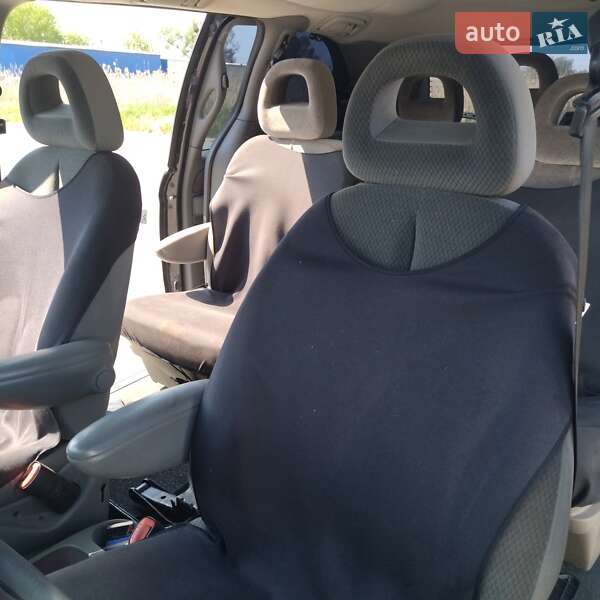 Минивэн Chrysler Voyager 2003 в Харькове фото 6 Минивэн Chrysler Voyager 2003 в Харькове
