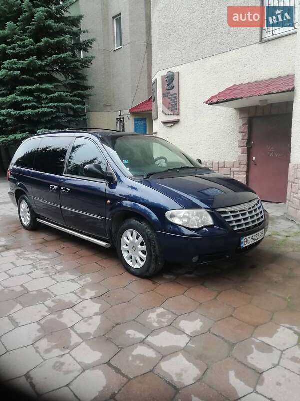 Мінівен Chrysler Voyager 2006 в Львові