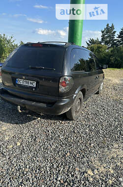 Минивэн Chrysler Voyager 2004 в Львове