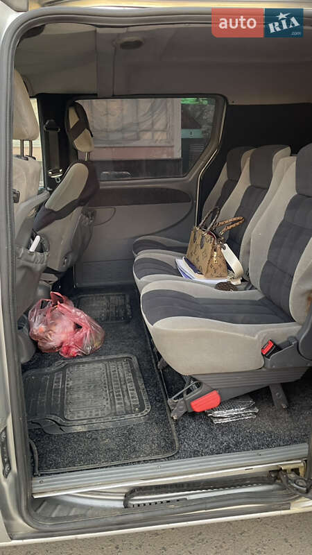 Минивэн Chrysler Voyager 2004 в Путиле фото 11 Минивэн Chrysler Voyager 2004 в Путиле
