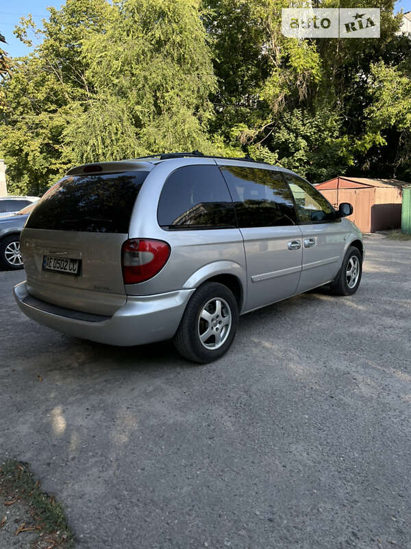 Минивэн Chrysler Voyager 2004 в Днепре