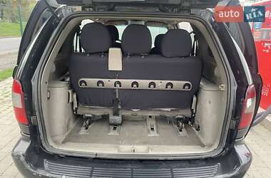 Мінівен Chrysler Voyager 2002 в Ужгороді