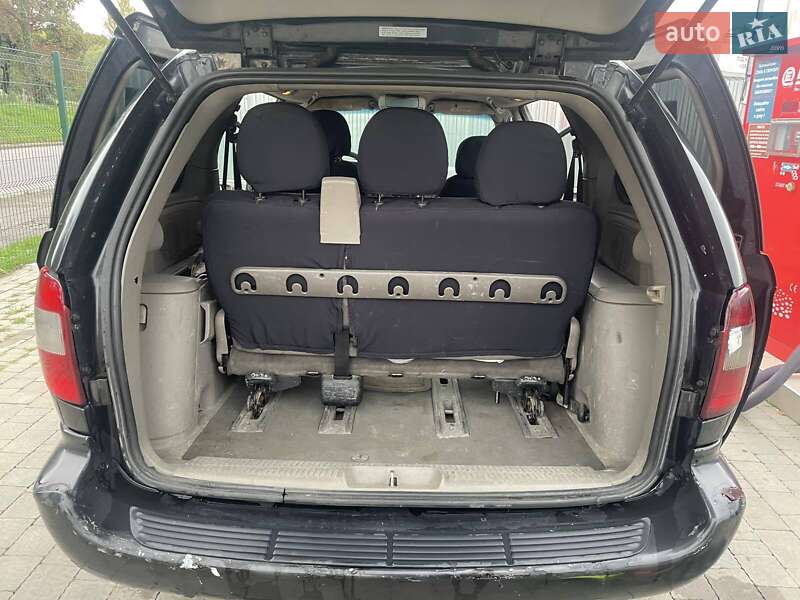 Минивэн Chrysler Voyager 2002 в Ужгороде
