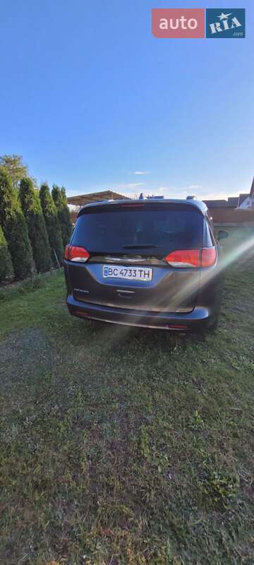 Мінівен Chrysler Voyager 2020 в Яворові