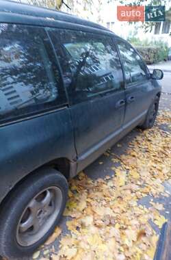 Минивэн Chrysler Voyager 1999 в 