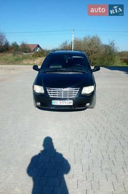 Мінівен Chrysler Voyager 2006 в Буську