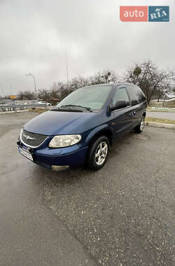 Минивэн Chrysler Voyager 2001 в Киеве