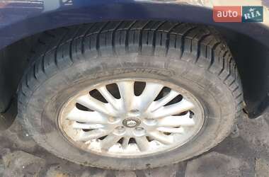 Минивэн Chrysler Voyager 2006 в 