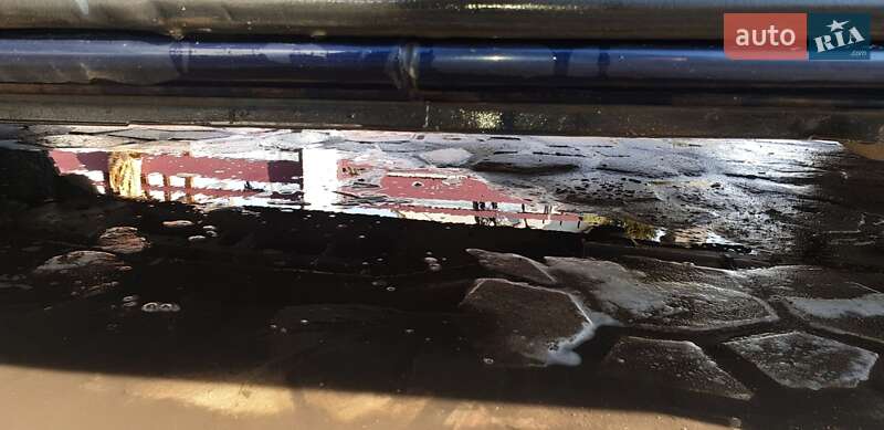 Минивэн Chrysler Voyager 2006 в Жовкве