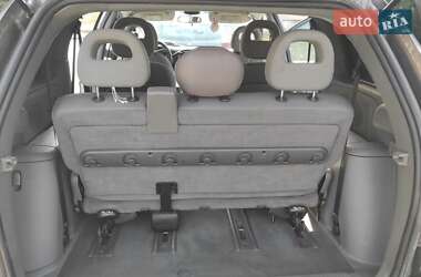 Минивэн Chrysler Voyager 2006 в 