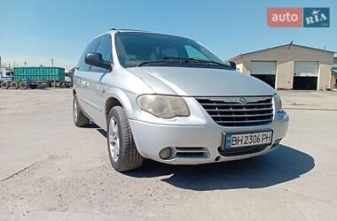 Минивэн Chrysler Voyager 2001 в 