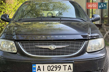 Минивэн Chrysler Voyager 2002 в 