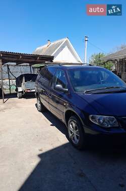 Мінівен Chrysler Voyager 2006 в Нетішині