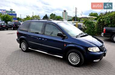 Минивэн Chrysler Voyager 2003 в 