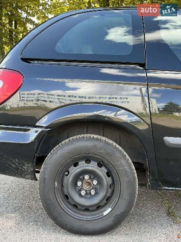 Универсал Chrysler Voyager 2007 в Сокале