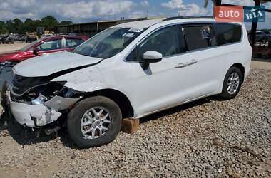 Минивэн Chrysler Voyager 2021 в 