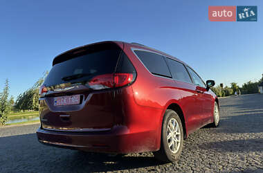Минивэн Chrysler Voyager 2020 в 