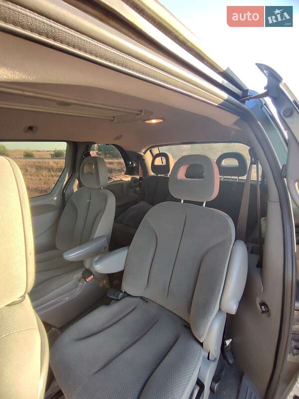 Мінівен Chrysler Voyager 2006 в Камені-Каширському