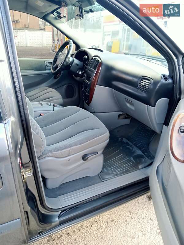 Універсал Chrysler Voyager 2004 в Вінниці