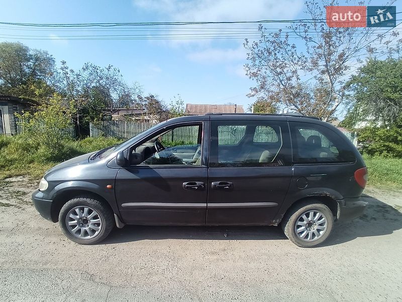 Минивэн Chrysler Voyager 2001 в Одессе