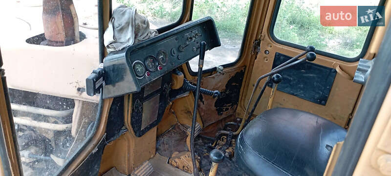 Бульдозер ЧТЗ Т-130 1988 в Полтаве фото 10 Бульдозер ЧТЗ Т-130 1988 в Полтаве
