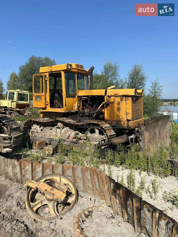 Бульдозер ЧТЗ Т-130 1990 в 