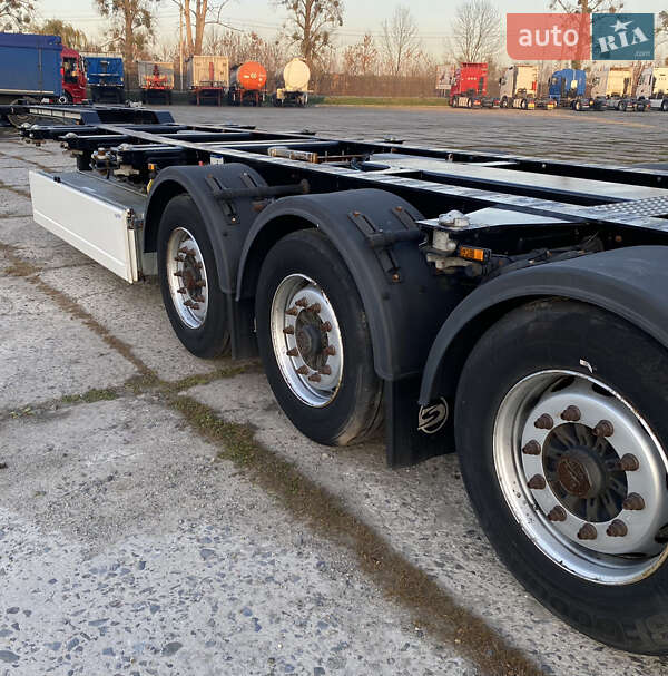 Контейнеровоз напівпричіп CIMC SilverGreen SG 03 2016 в Жовкві