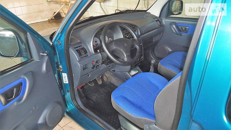 Грузопассажирский фургон Citroen Berlingo 2001 в Меловом