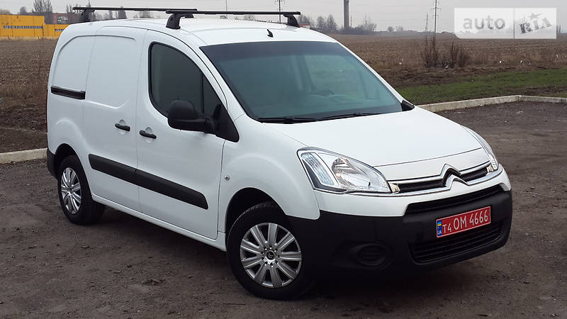 Вантажопасажирський фургон Citroen Berlingo 2015 в Рівному