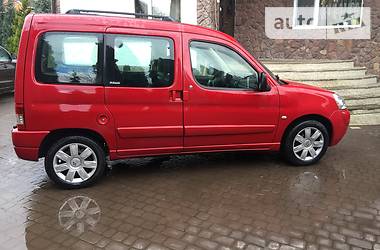 Грузопассажирский фургон Citroen Berlingo 2006 в Городке