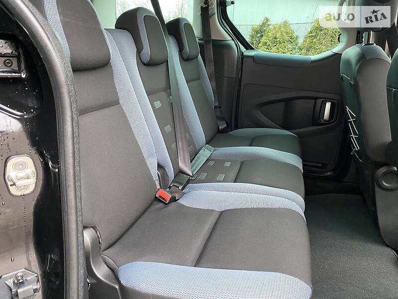 Універсал Citroen Berlingo 2010 в Коломиї