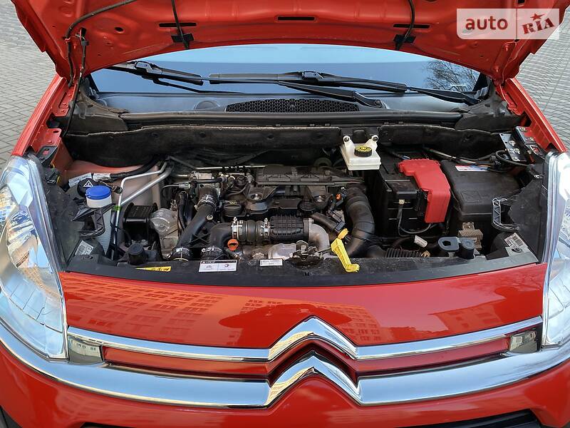 Вантажопасажирський фургон Citroen Berlingo 2016 в Луцьку